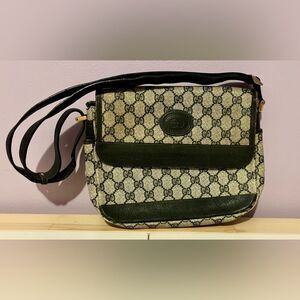 Gucci Vintage Leather Bag - Authentic
